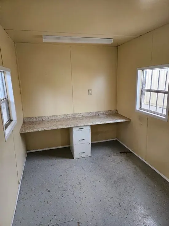 2006 LAND & SEA 20' AO GLO Ground-Level Office Container
