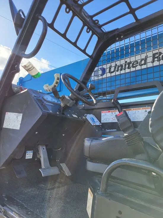 2015 Genie GTH-844 Forklift