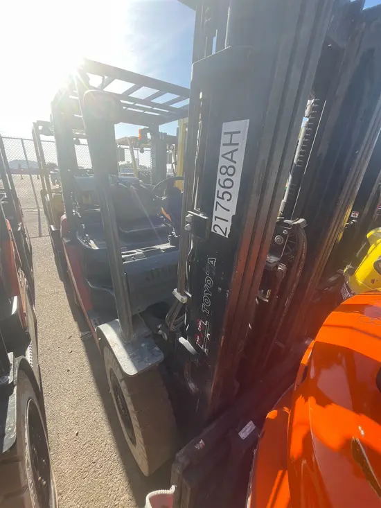 2018 Toyota 8FGU25 Warehouse Forklift