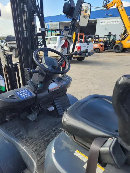 2017 Toyota 8FGU30 Warehouse Forklift