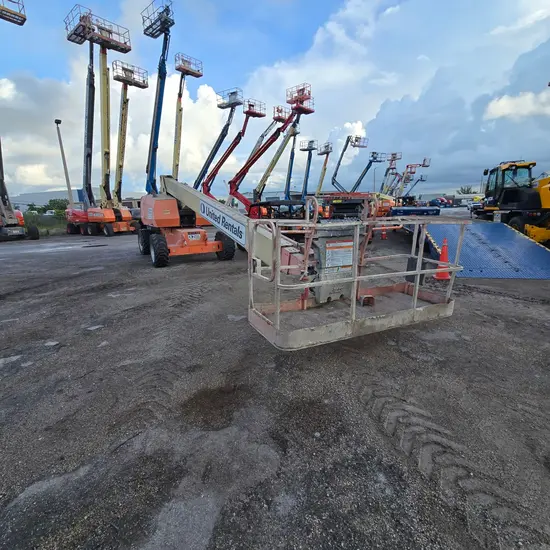 2015 JLG 800S Boom Lift