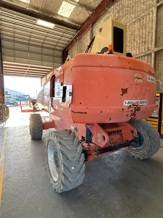 2013 JLG 800S Boom Lift