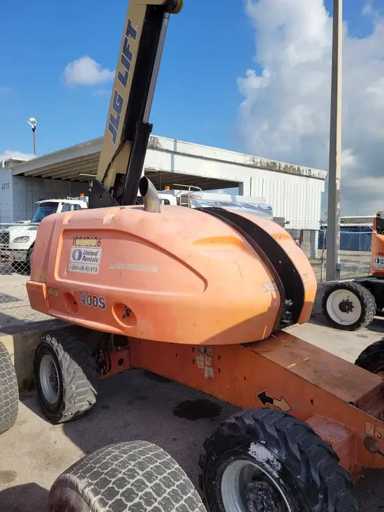 2014 JLG 400S Boom Lift