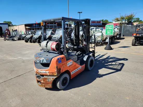 2019 Toyota 8FGU25 Warehouse Forklift