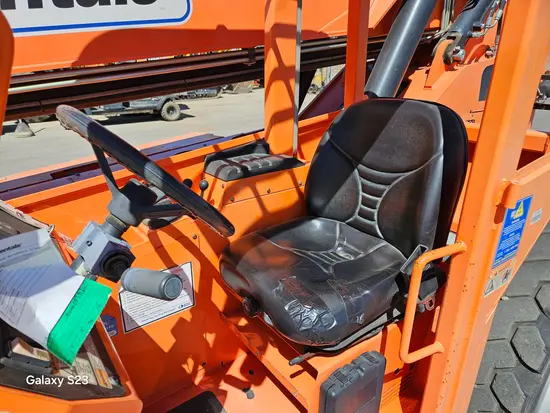 2016 SKYTRAK 6042 Forklift