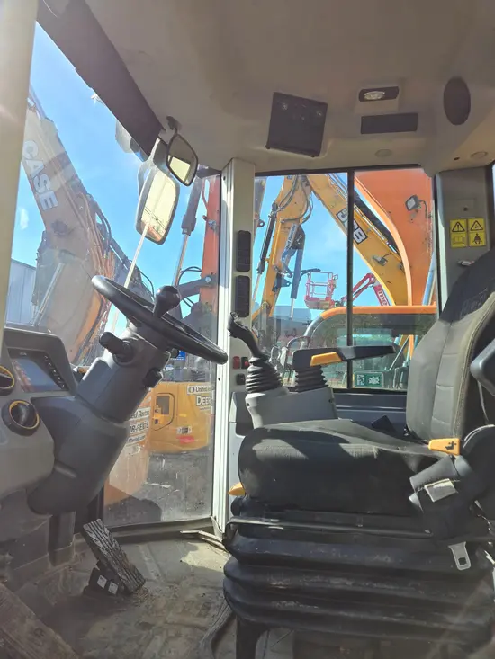 2019 JCB 427ZX Wheel Loader