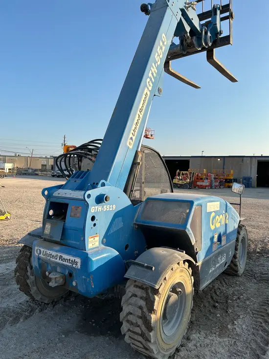 2017 Genie GTH-5519 Forklift