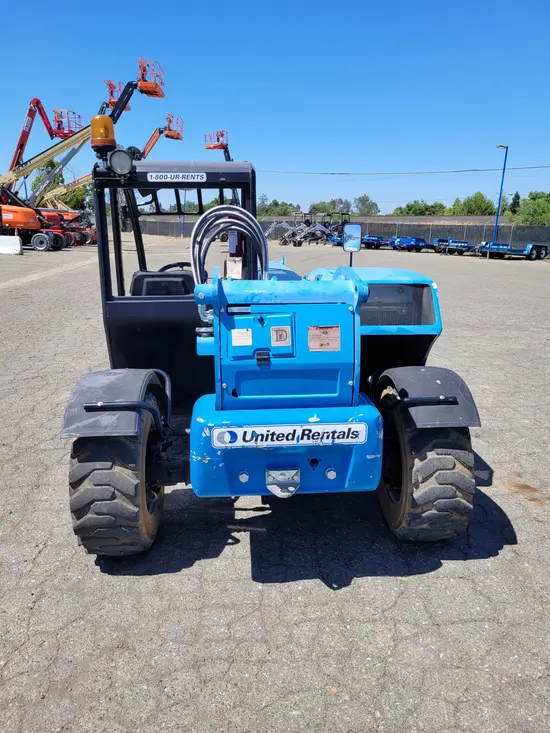 2016 Genie GTH-5519 Forklift