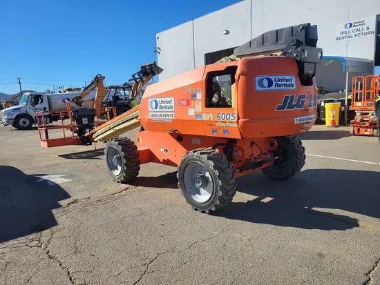 2017 JLG 600S Boom Lift