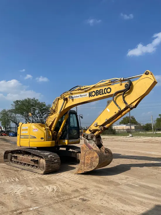 2015 Kobelco SK230SR Excavator