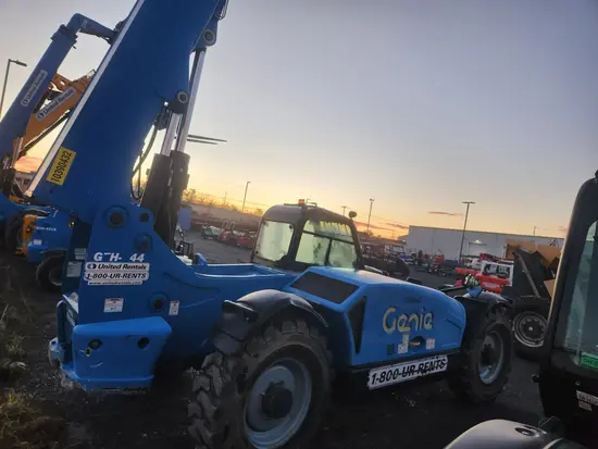 2015 Genie GTH-844 Forklift