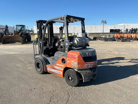 2019 Toyota 8FGU25 Warehouse Forklift