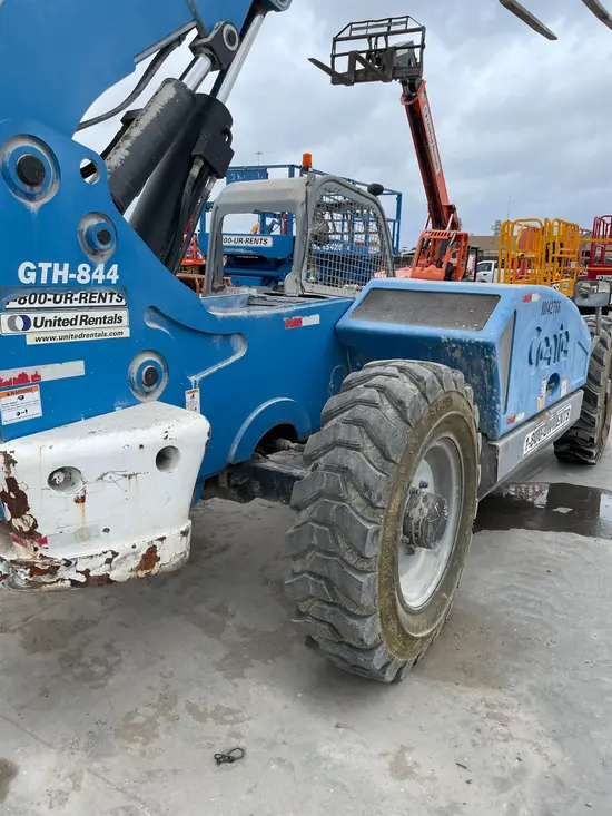 2013 Genie GTH-844 Forklift