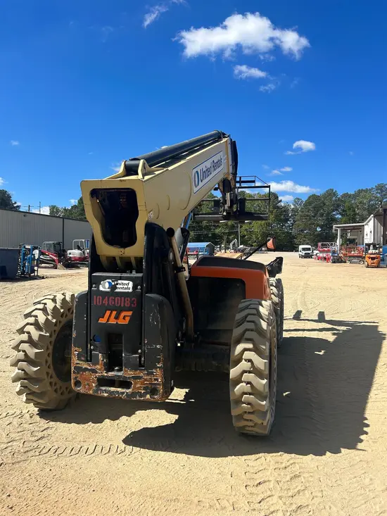 2016 JLG 1055 Forklift