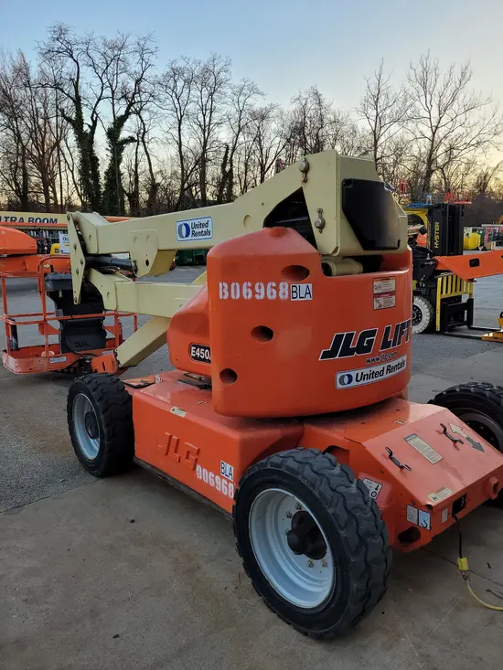 2014 JLG E450A Articulating Boom Lift