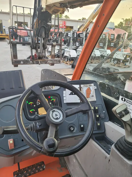 2016 JLG 642 Forklift