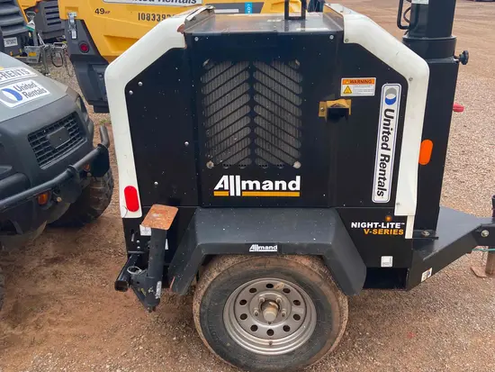 2017 Allmand NIGHT LIGHT V Towable Light Tower