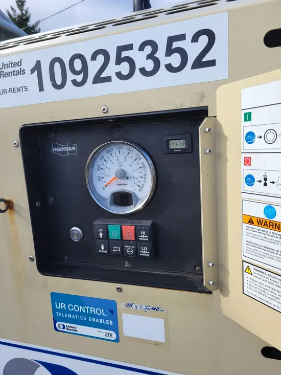 2019 Doosan P425/HP375EXT4I Air Compressor