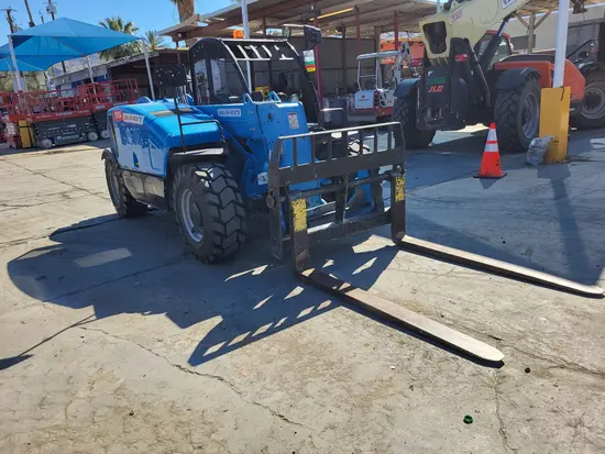 2017 Genie GTH-5519 Forklift