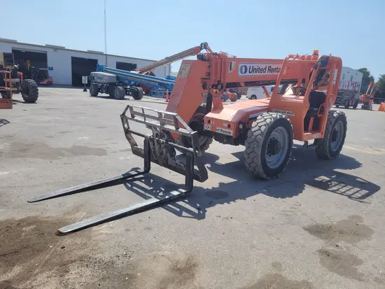 2014 SKYTRAK 6042 Forklift