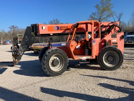 2016 SKYTRAK 6042 Forklift