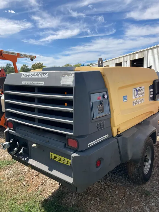 2017 Atlas Copco XAS440JD T4F Air Compressor