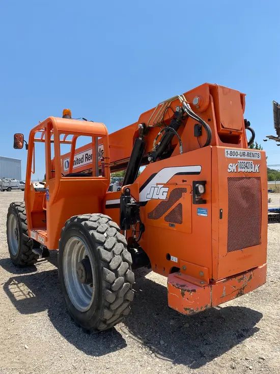 2015 SKYTRAK 6042 Forklift