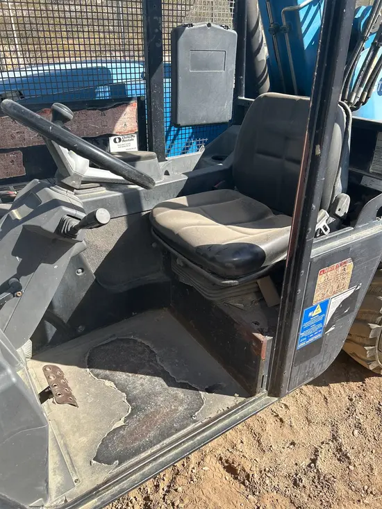 2015 Genie GTH-5519 Forklift