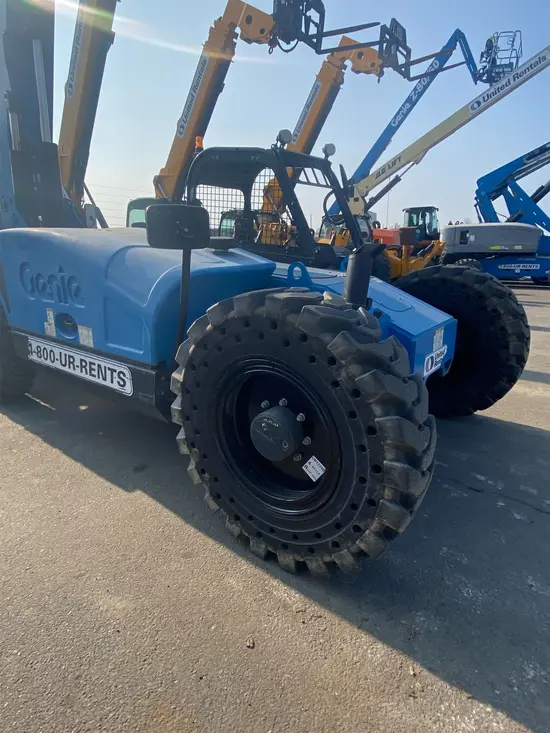2014 Genie GTH-844 Forklift