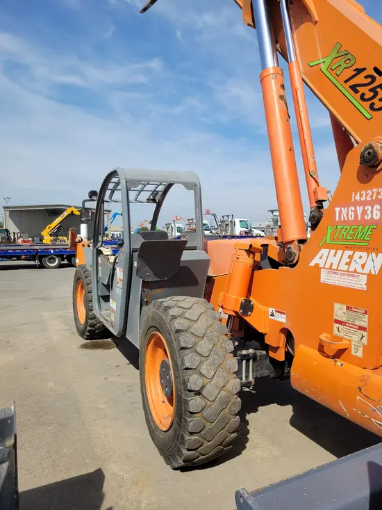 2014 XTREME XR1255 Forklift