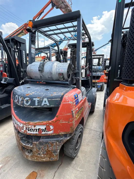 2019 Toyota 8FGU25 Warehouse Forklift