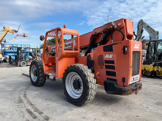 2016 SKYTRAK 6042 Forklift