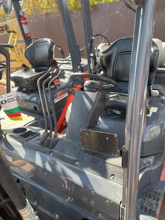 2018 Toyota 8FGU25 Warehouse Forklift