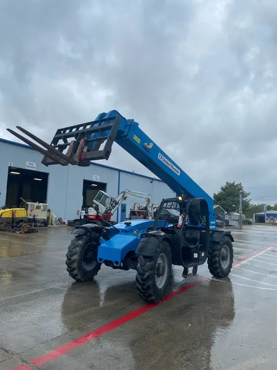2016 Genie GTH-844D Forklift
