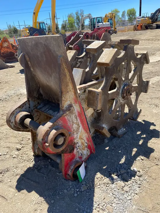2019 FURUKAWA CW24III Compaction Attachment
