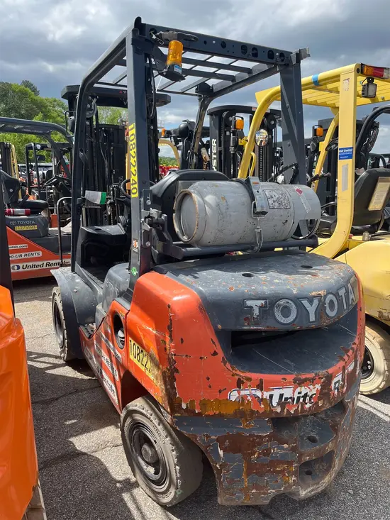 2018 Toyota 8FGU25 Warehouse Forklift