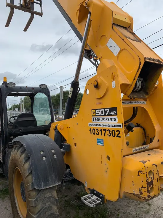 2014 JCB 507-42 Forklift