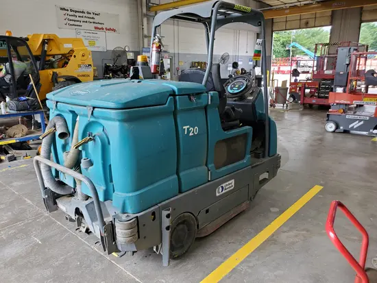 2018 Tennant T-20 Scrubber