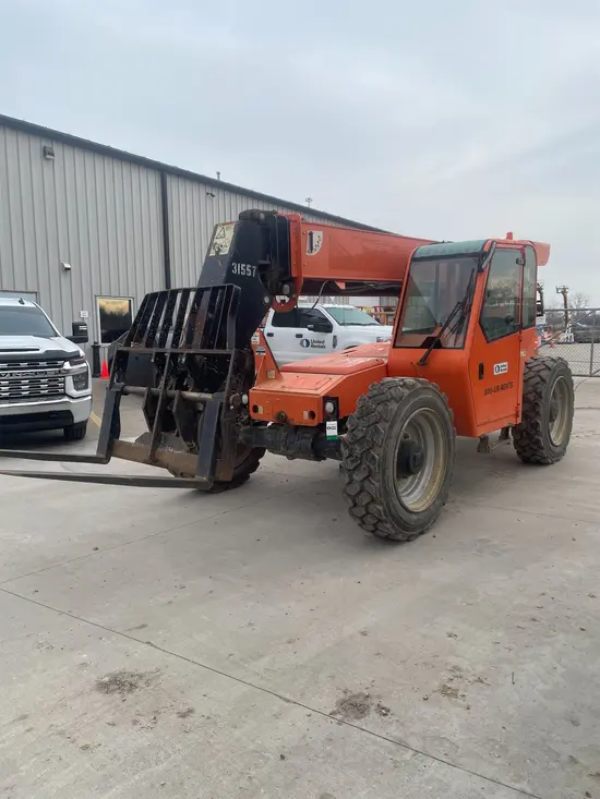 2016 SKYTRAK 8042 Forklift
