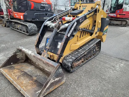 2017 Vermeer S725TX Track Loader