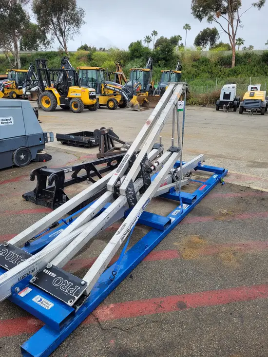 2017 EME 4400T-15 Crane