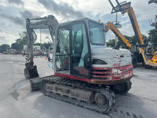 2016 Takeuchi TB290C Mini Excavator