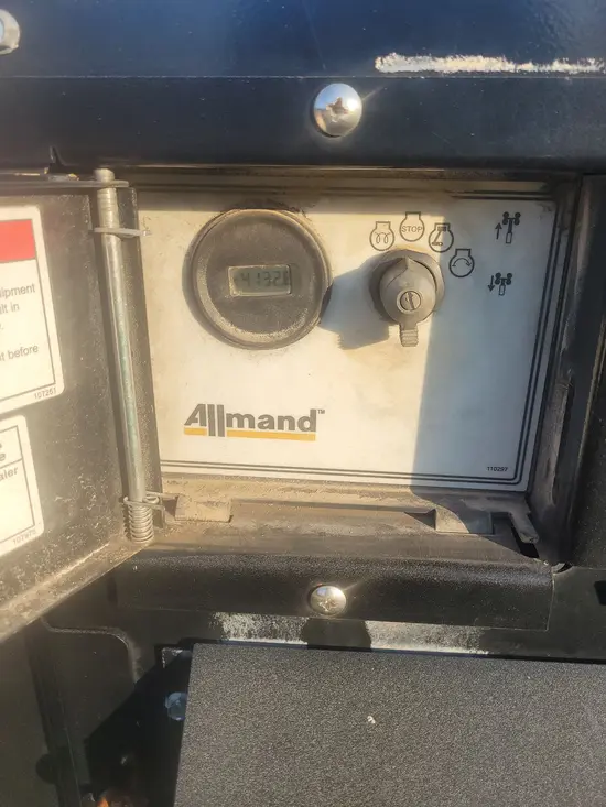 2017 Allmand NIGHT-LITE PRO Towable Light Tower