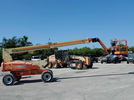 2013 JLG M600JP Boom Lift