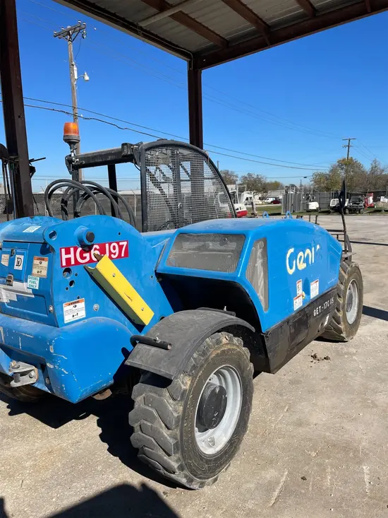 2017 Genie GTH-5519 Forklift