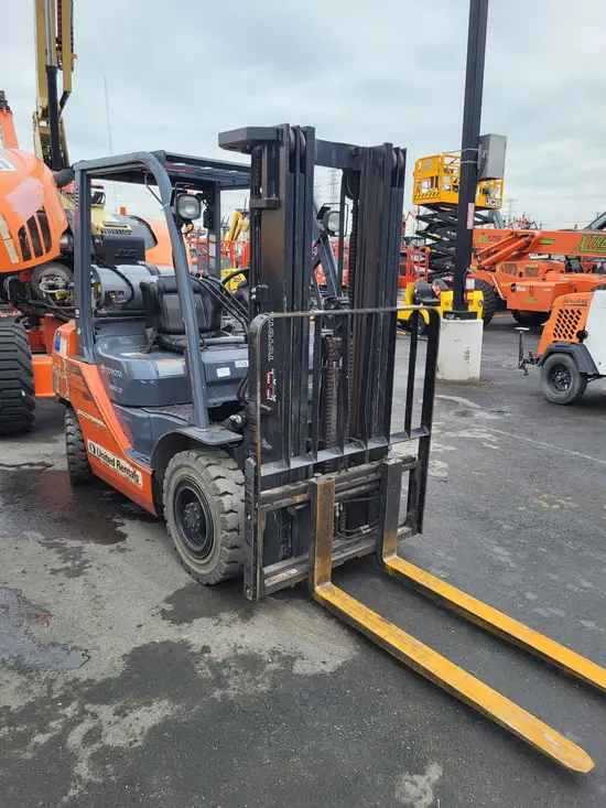2019 Toyota 8FGU25 Warehouse Forklift