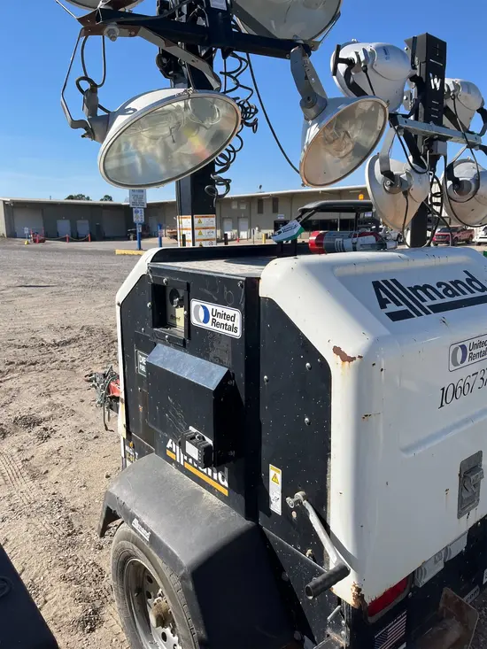 2017 Allmand NIGHT-LITE PRO Towable Light Tower