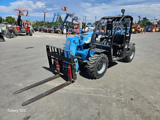 2017 Genie GTH-5519 Forklift