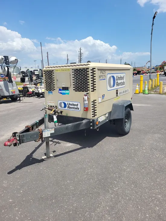 2018 Doosan P425/HP375WCUT4 Air Compressor