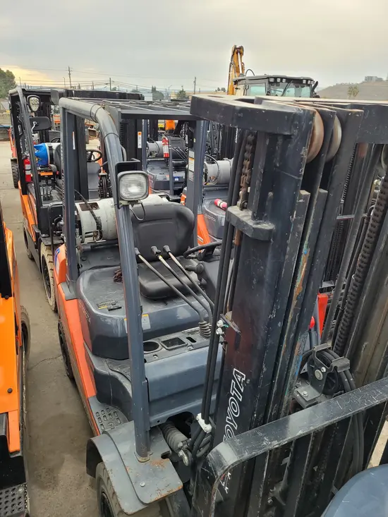2018 Toyota 8FGU25 Warehouse Forklift
